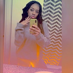 Meet your Posher, Nia